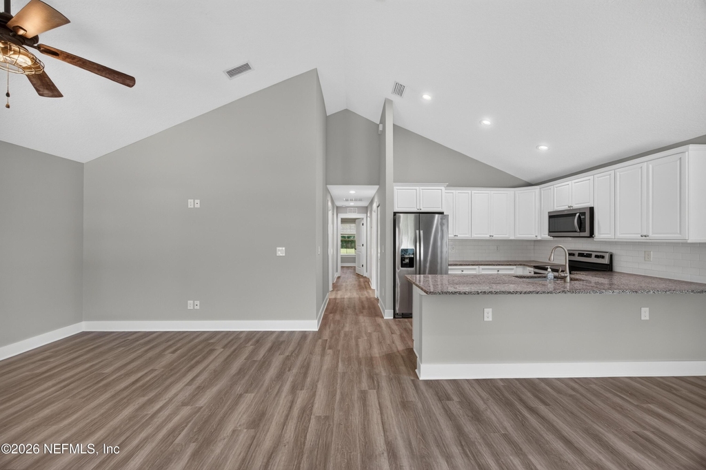 2855 N Eighth Street - Photo 9