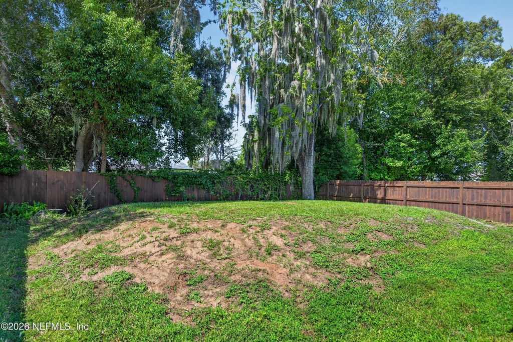2855 N Eighth Street - Photo 24