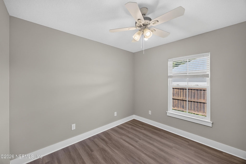 2855 N Eighth Street - Photo 17