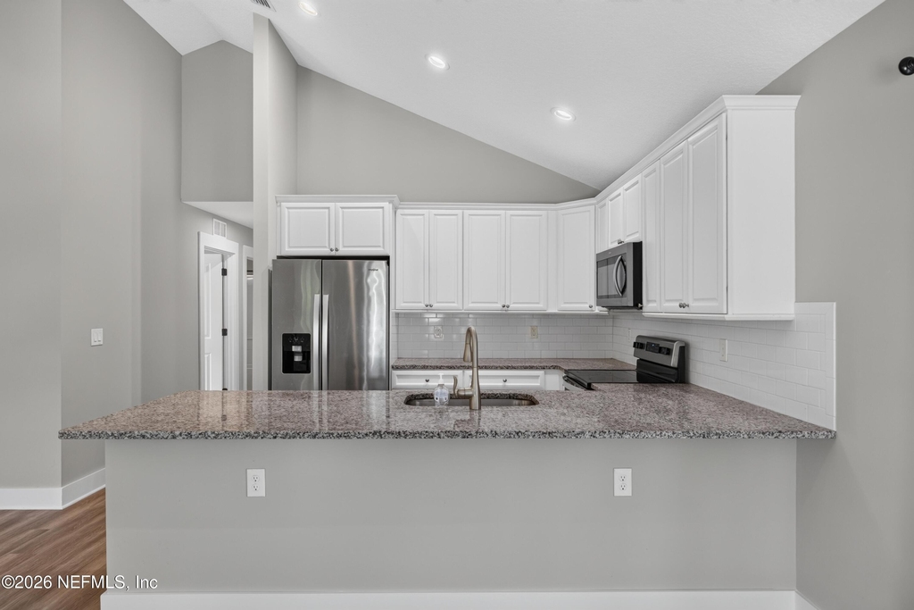 2855 N Eighth Street - Photo 4