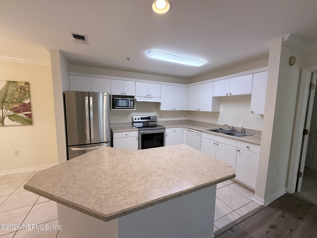 3591 Kernan Boulevard S - Photo 20
