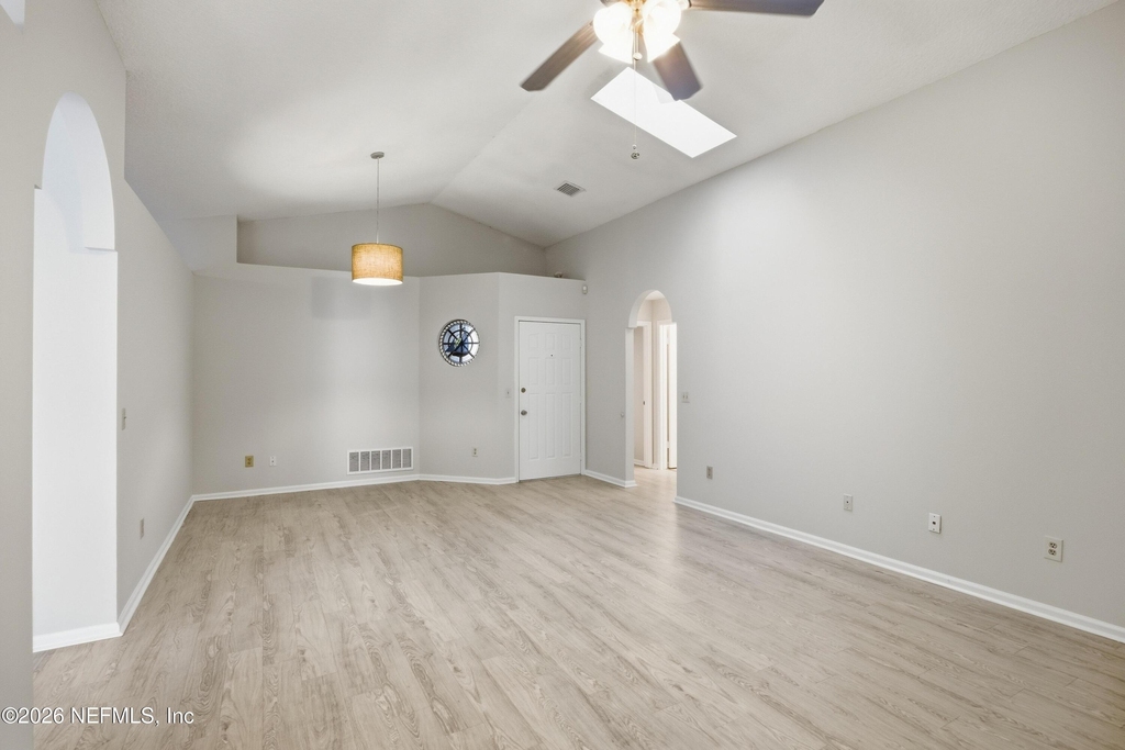 678 5th Avenue N - Photo 13