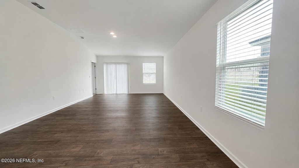 4285 Hemlock Street - Photo 5