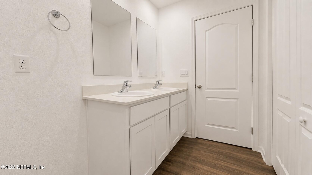 4285 Hemlock Street - Photo 9