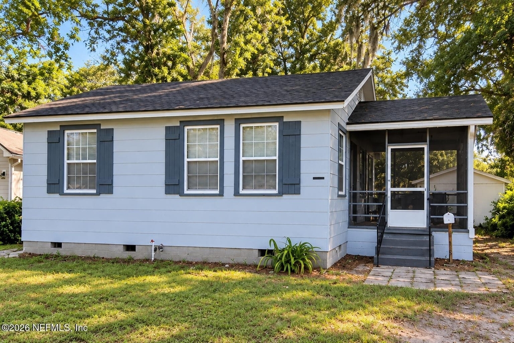 845 Bunker Hill Boulevard - Photo 0