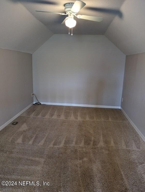 13703 Richmond Park Drive N - Photo 18