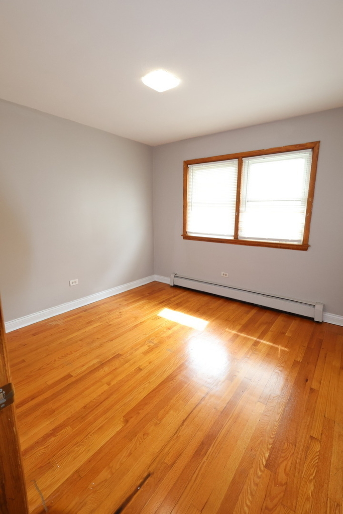 420 Beach Avenue - Photo 8