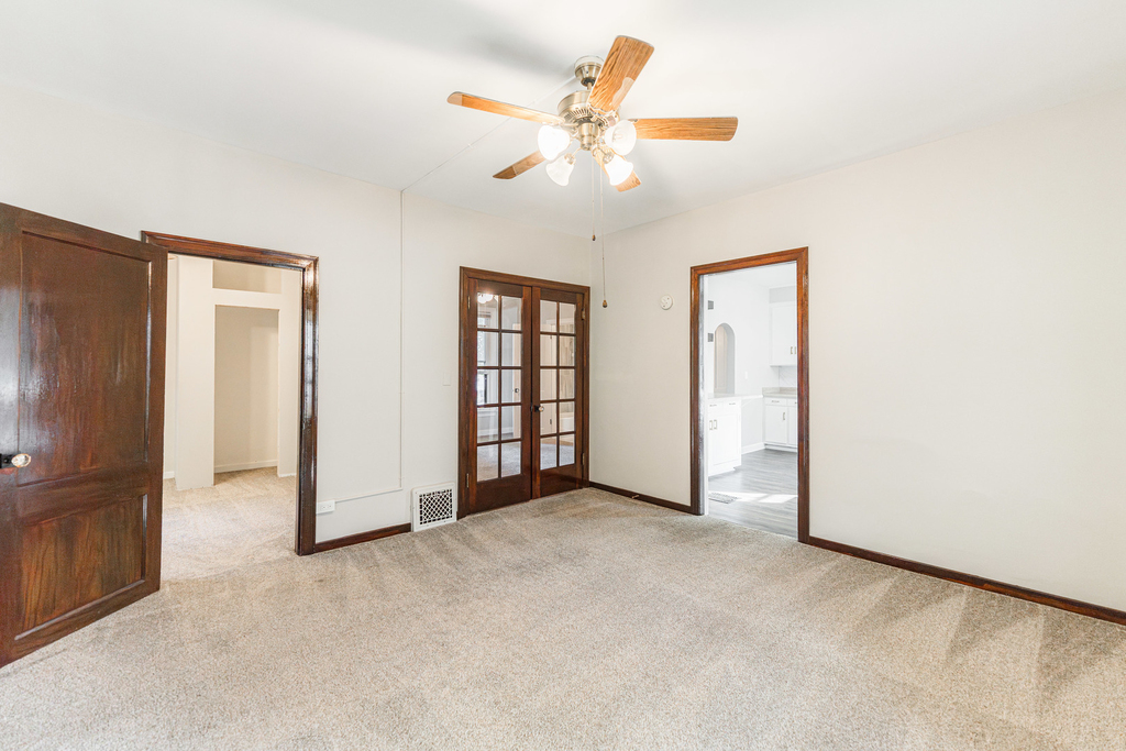 113 Elm Street - Photo 6