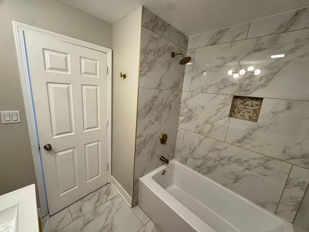 14635 Woodlawn Avenue - Photo 13
