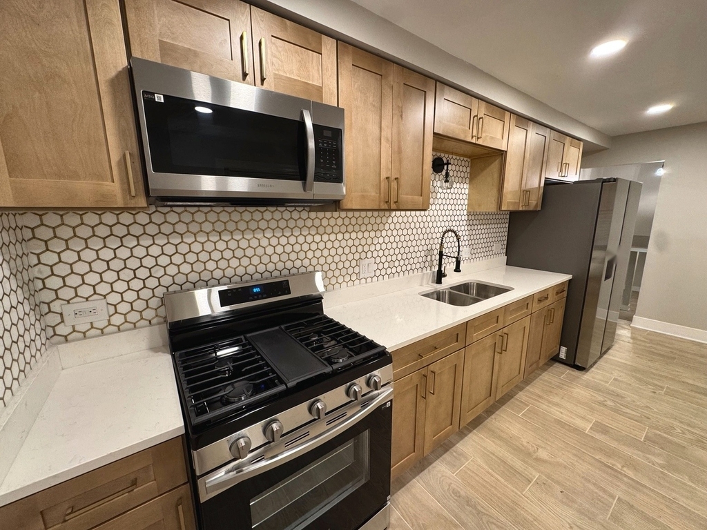 14635 Woodlawn Avenue - Photo 4