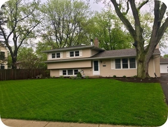 340 Sycamore Drive - Photo 0