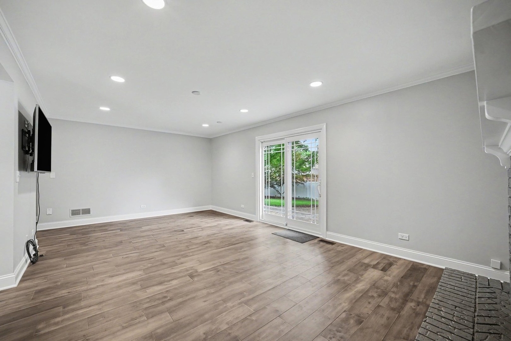 509 Ticonderoga Lane - Photo 10
