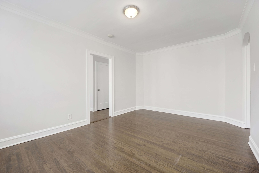 4406 W Altgeld Street - Photo 5