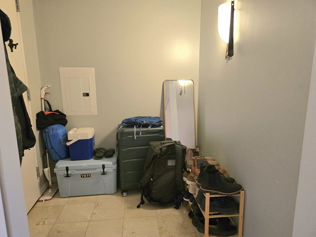 512 N Mcclurg Court - Photo 11