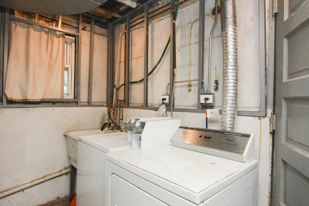 2101 W Montrose Avenue - Photo 16