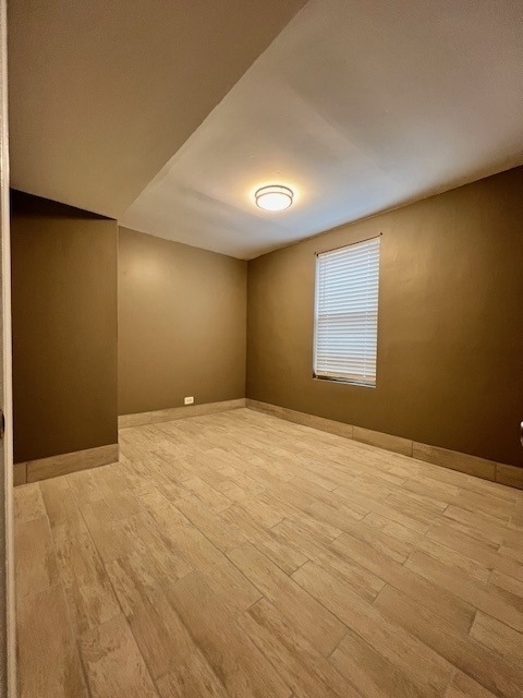 2835 N Ridgeway Avenue - Photo 13
