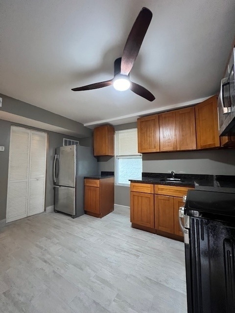 2835 N Ridgeway Avenue - Photo 9