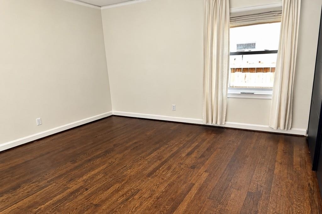 996 Lindbergh Drive Ne - Photo 4