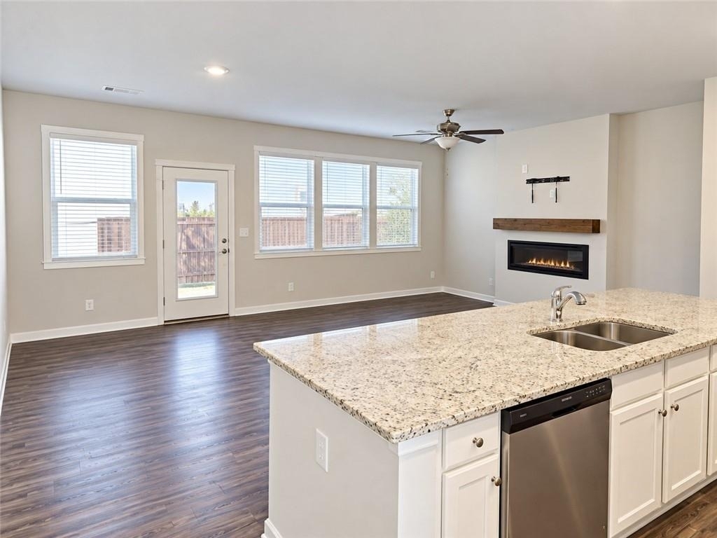 220 Turner Lane - Photo 1