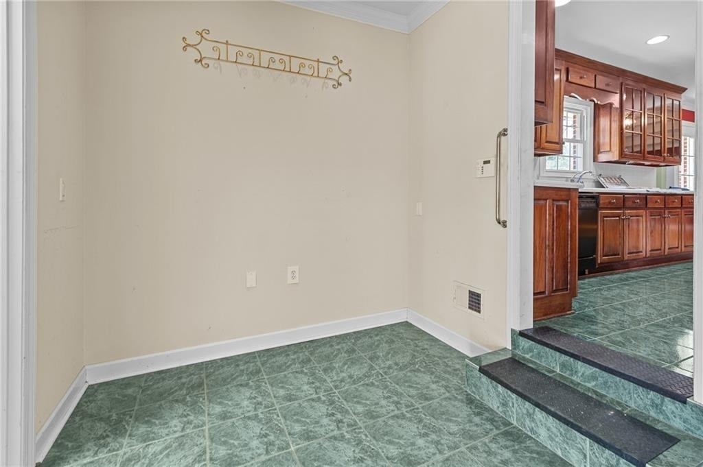 1560 Sever Road - Photo 38