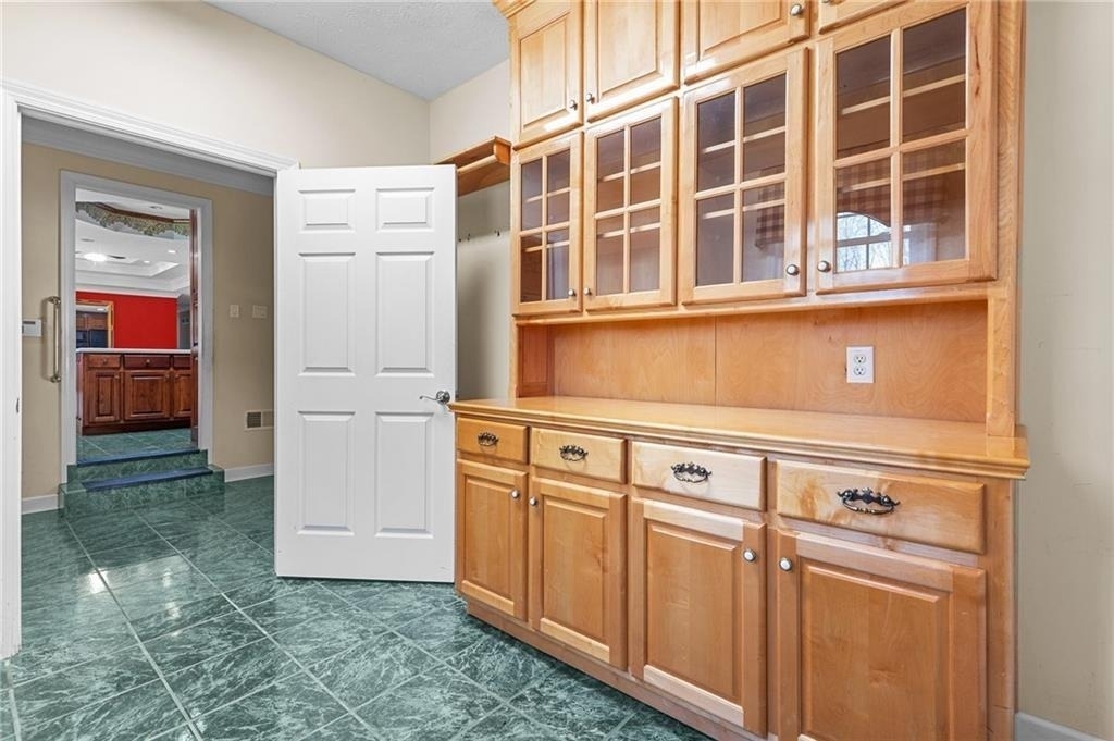 1560 Sever Road - Photo 37