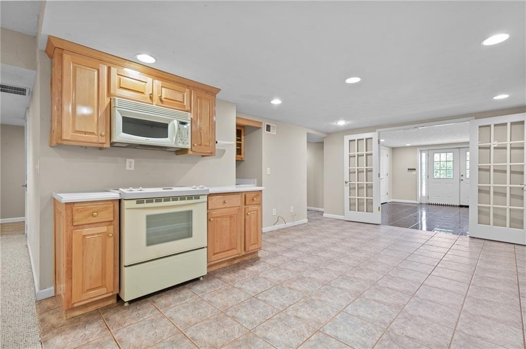 1560 Sever Road - Photo 44