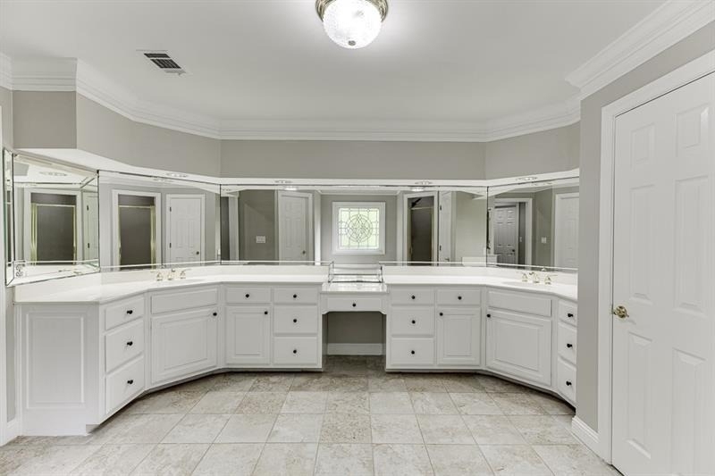9345 Riverclub Parkway - Photo 41