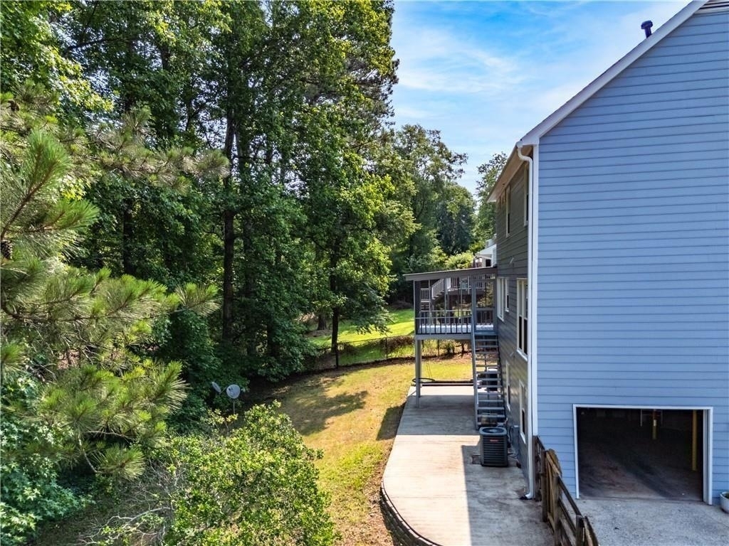 1428 Brookcliff Drive - Photo 3