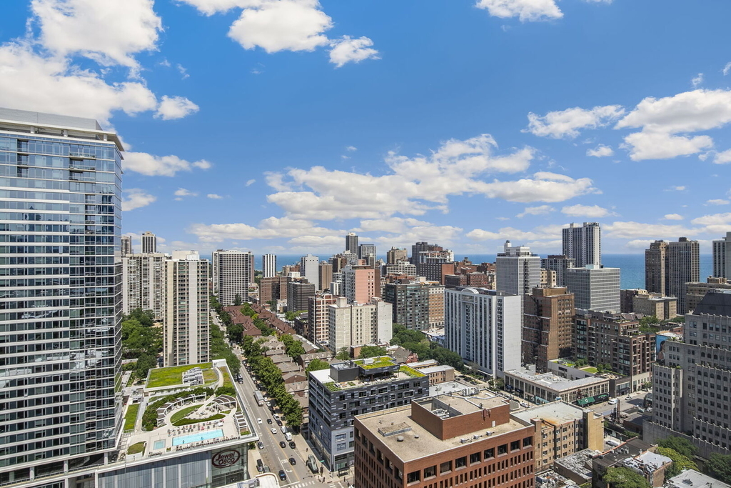 1122 N Clark Street - Photo 8