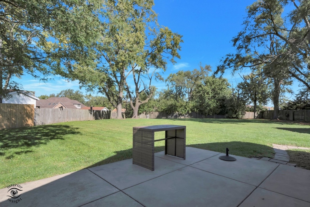 8600 169th Street - Photo 14