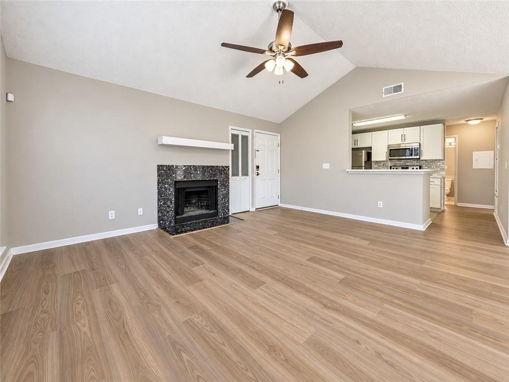 1107 Sandy Lane Drive - Photo 2