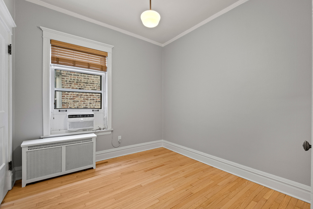 1335 W Thorndale Avenue - Photo 7