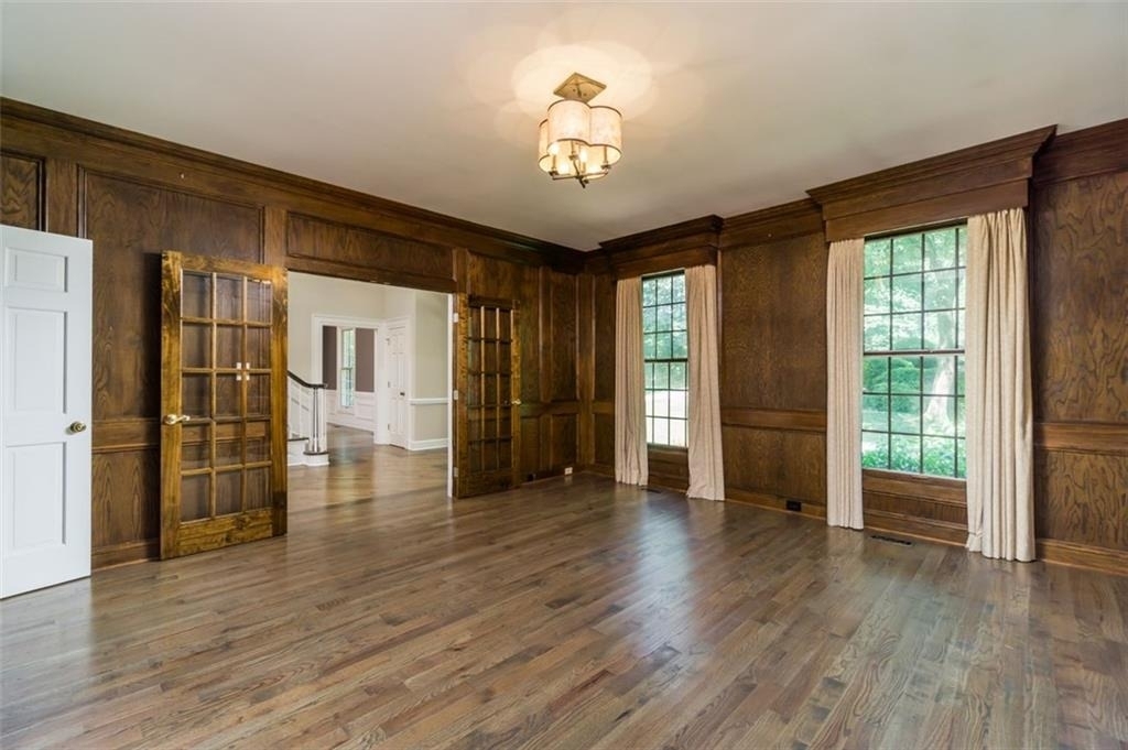 565 River Chase Point - Photo 5