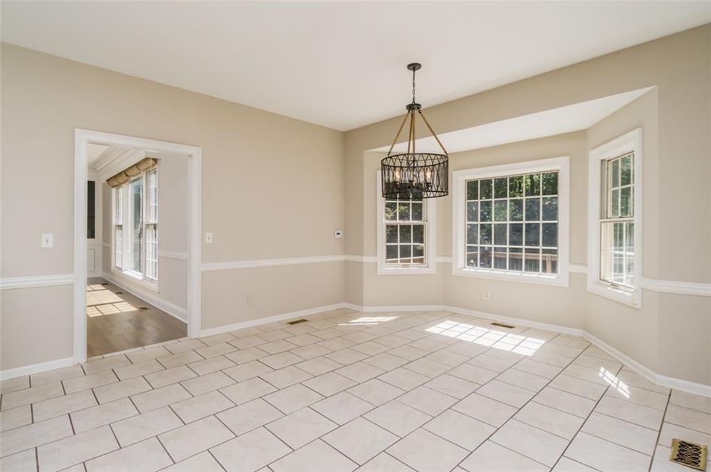 565 River Chase Point - Photo 6