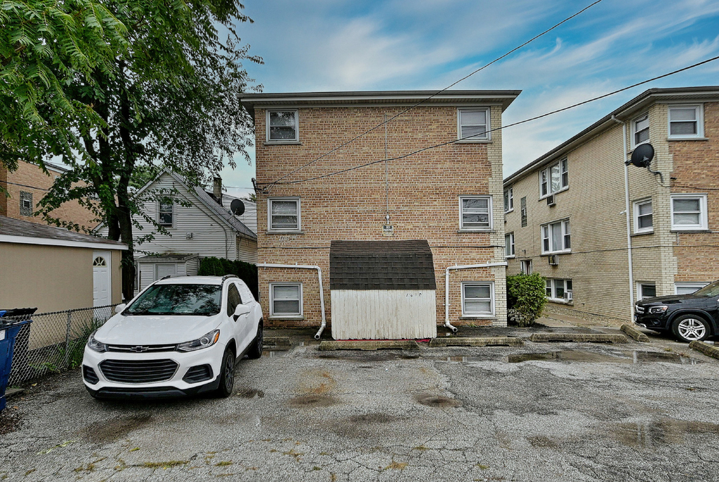 7610 W Belmont Avenue - Photo 21