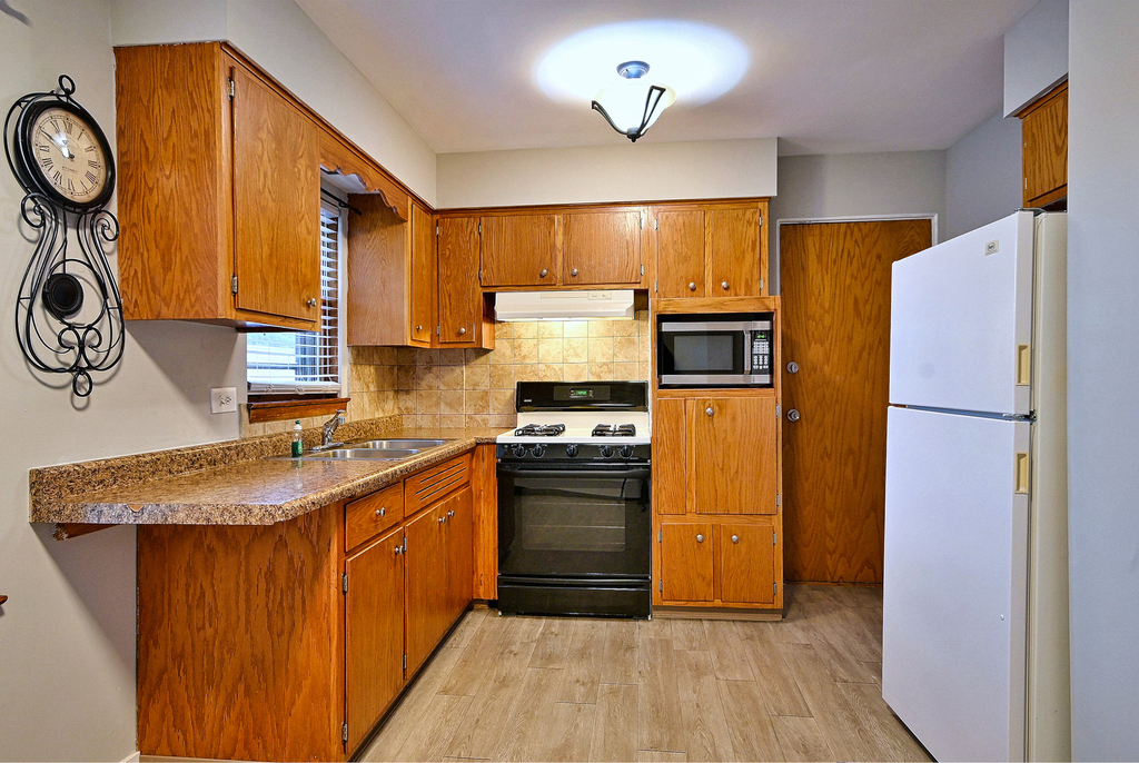 7610 W Belmont Avenue - Photo 15