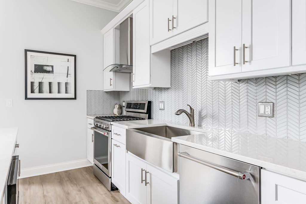7652 Madison Street - Photo 9