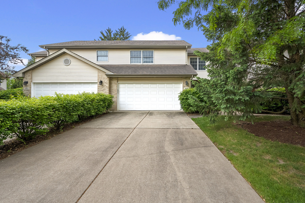 1015 Claremont Drive - Photo 0