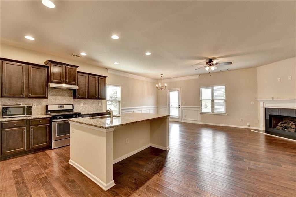 2520 Morgan Chase Drive - Photo 2