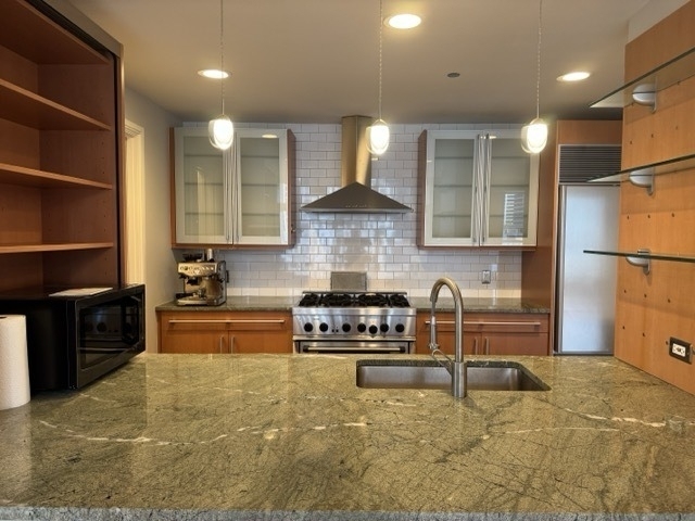 445 E North Water Street - Photo 5