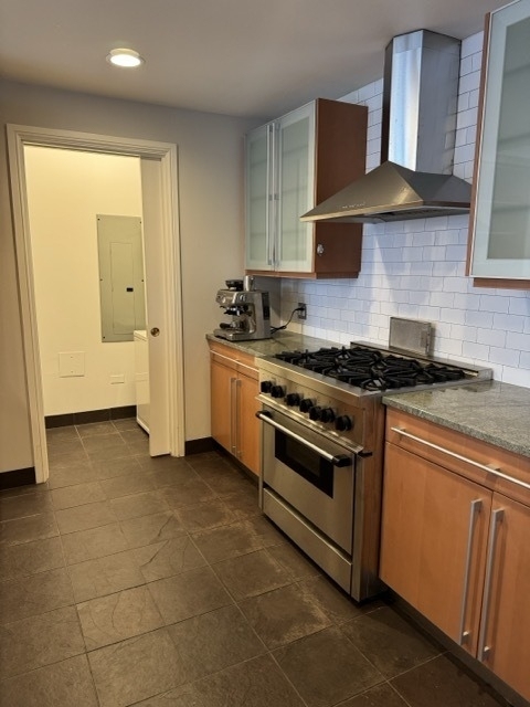 445 E North Water Street - Photo 6