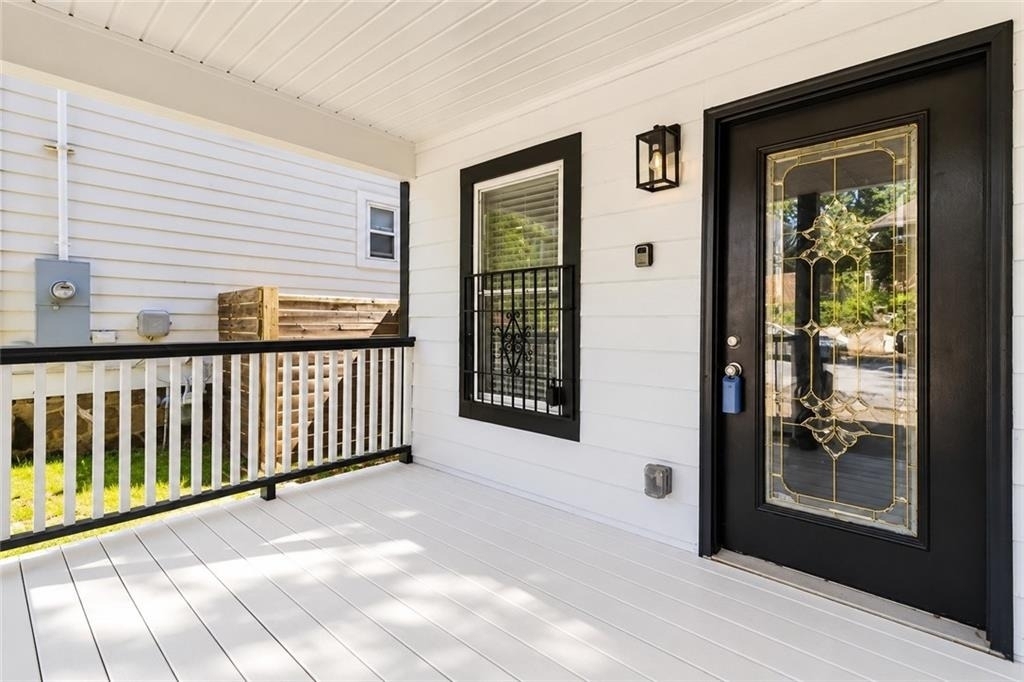 732 Garibaldi Street Sw - Photo 2