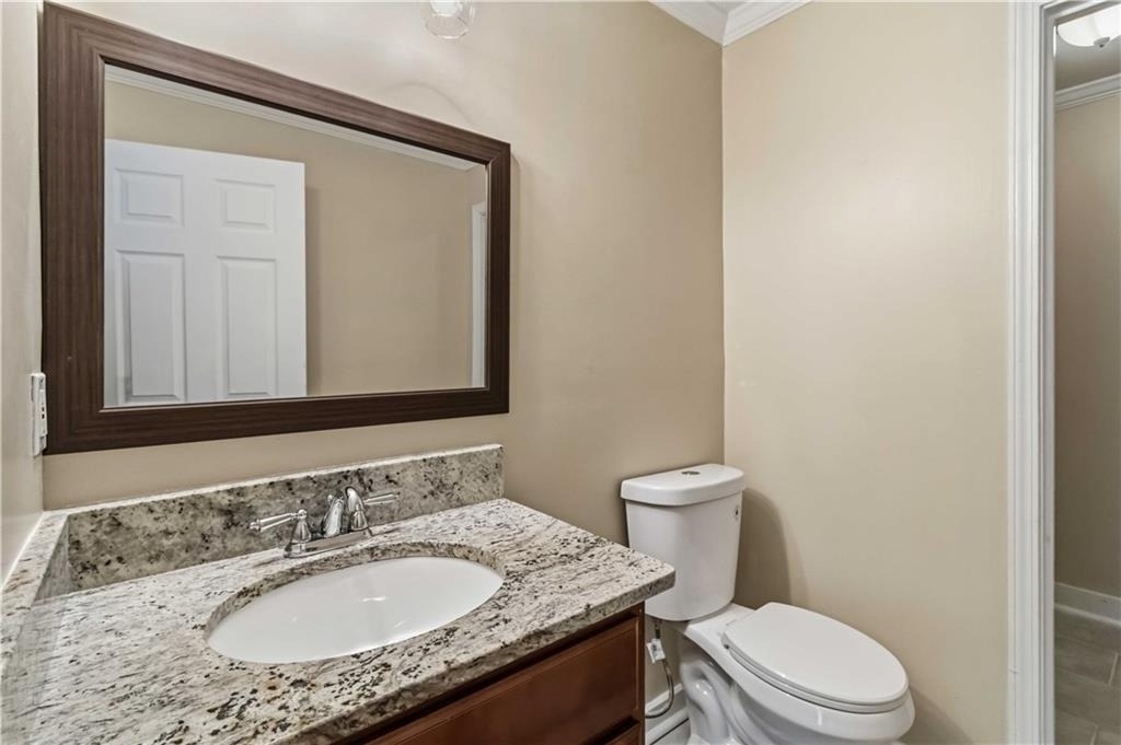732 Garibaldi Street Sw - Photo 8