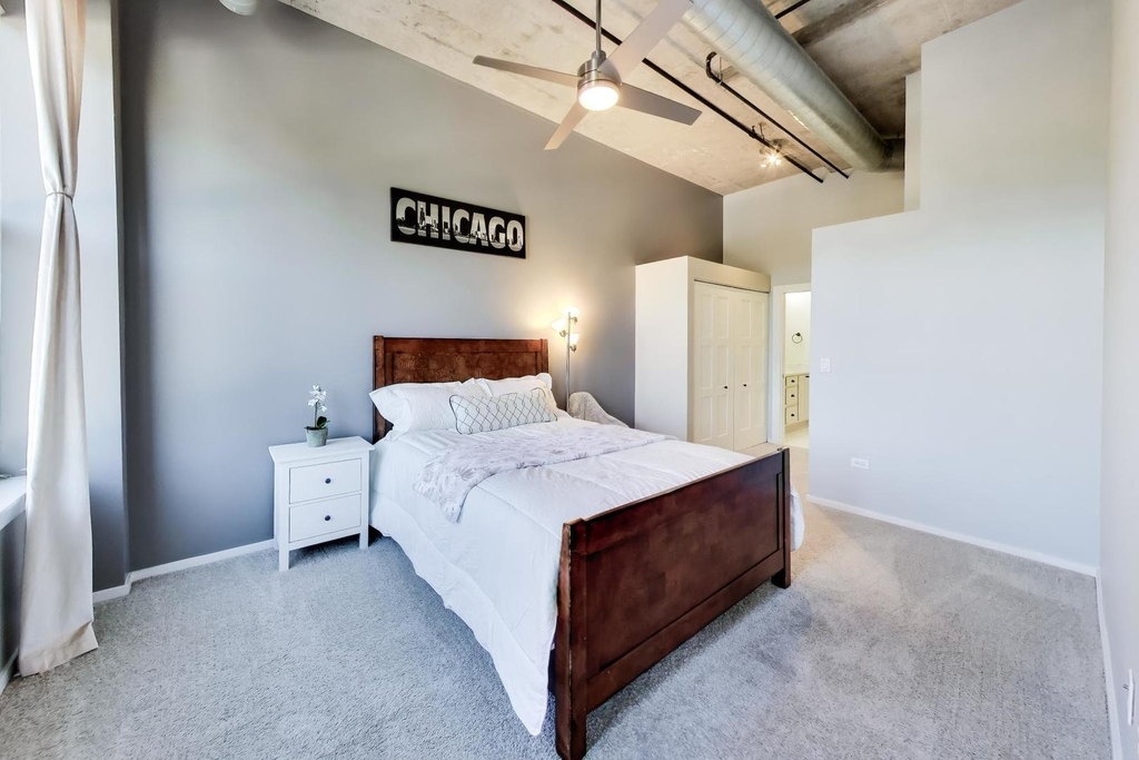 6 S Laflin Street - Photo 16