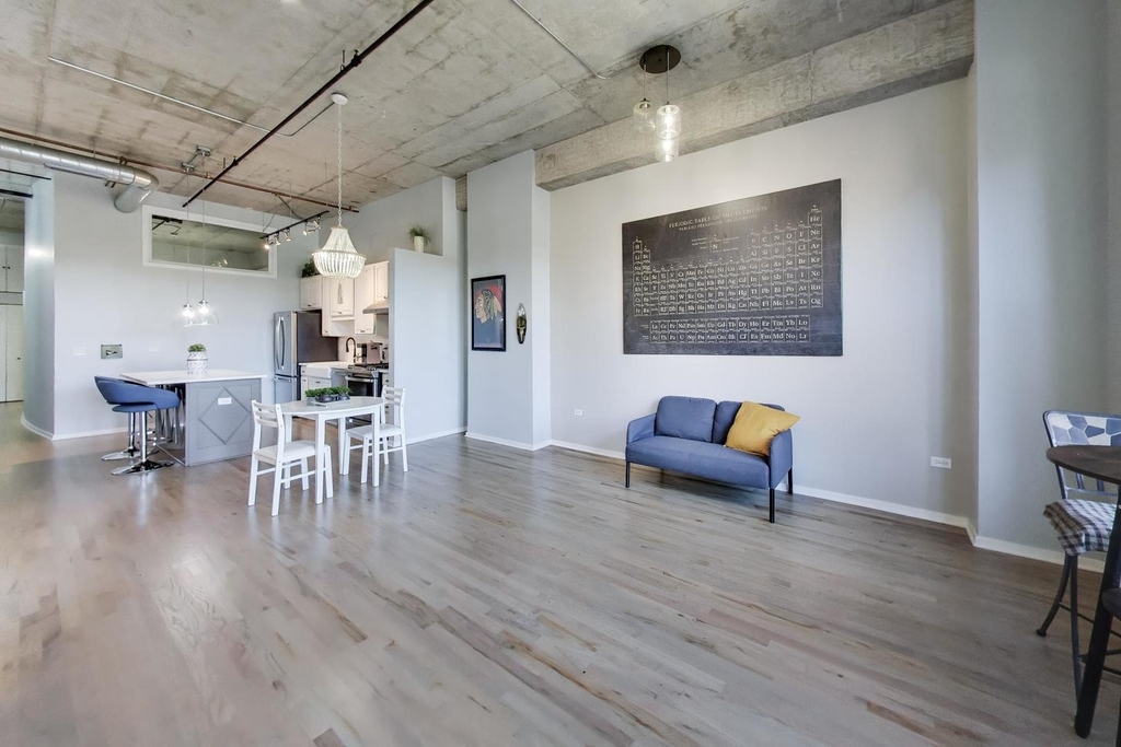 6 S Laflin Street - Photo 10