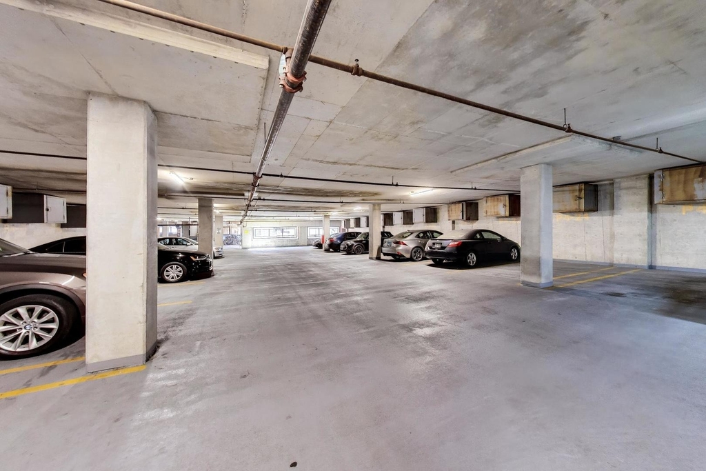 6 S Laflin Street - Photo 28
