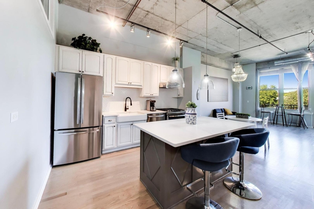 6 S Laflin Street - Photo 14