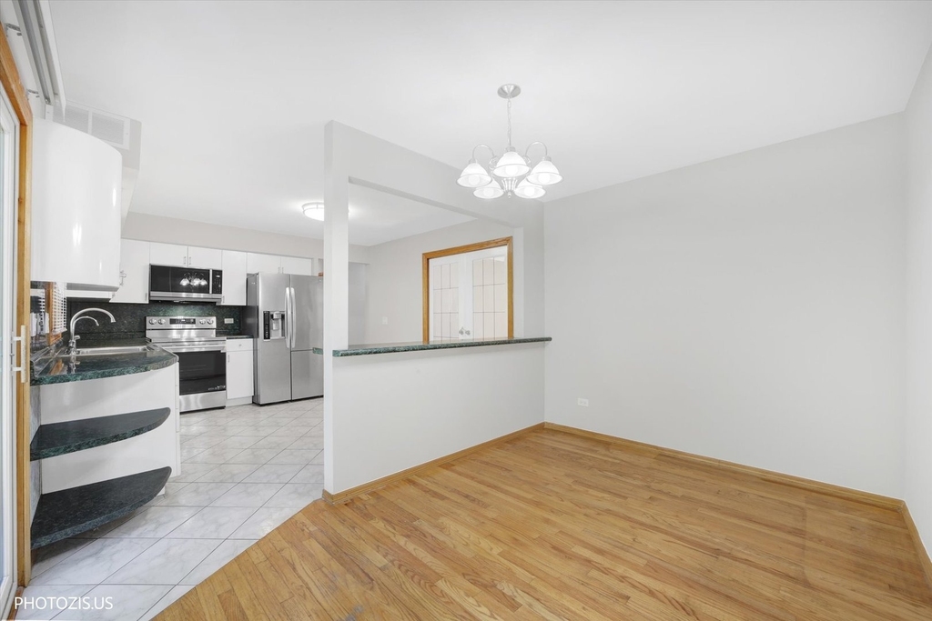 10 Mayflower Road - Photo 16