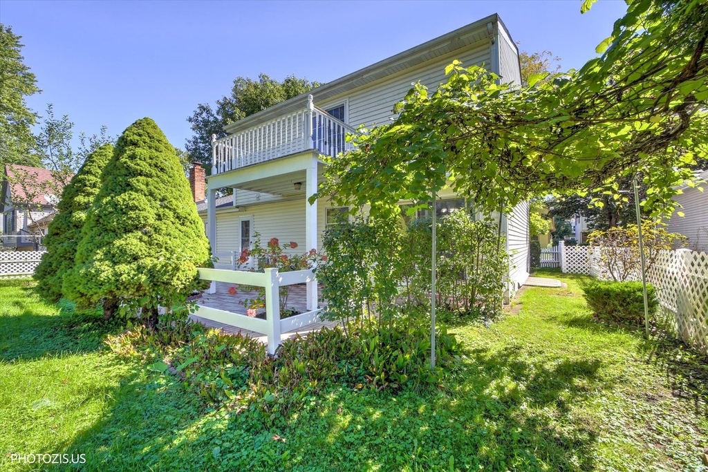 10 Mayflower Road - Photo 64