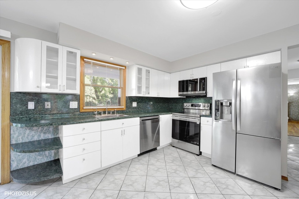 10 Mayflower Road - Photo 18